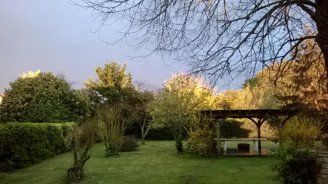 Clos Des Hirondelles Jau-Dignac-et-Loirac Dış mekan fotoğraf
